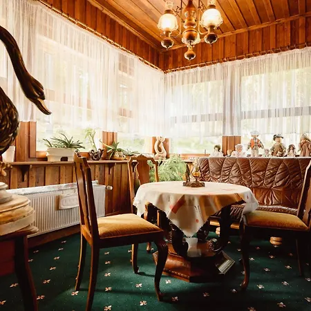 Nocleg ze śniadaniem Karpatka 3*