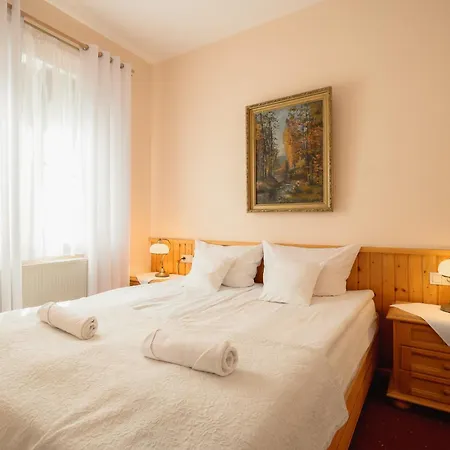 Nocleg ze śniadaniem Karpatka 3*